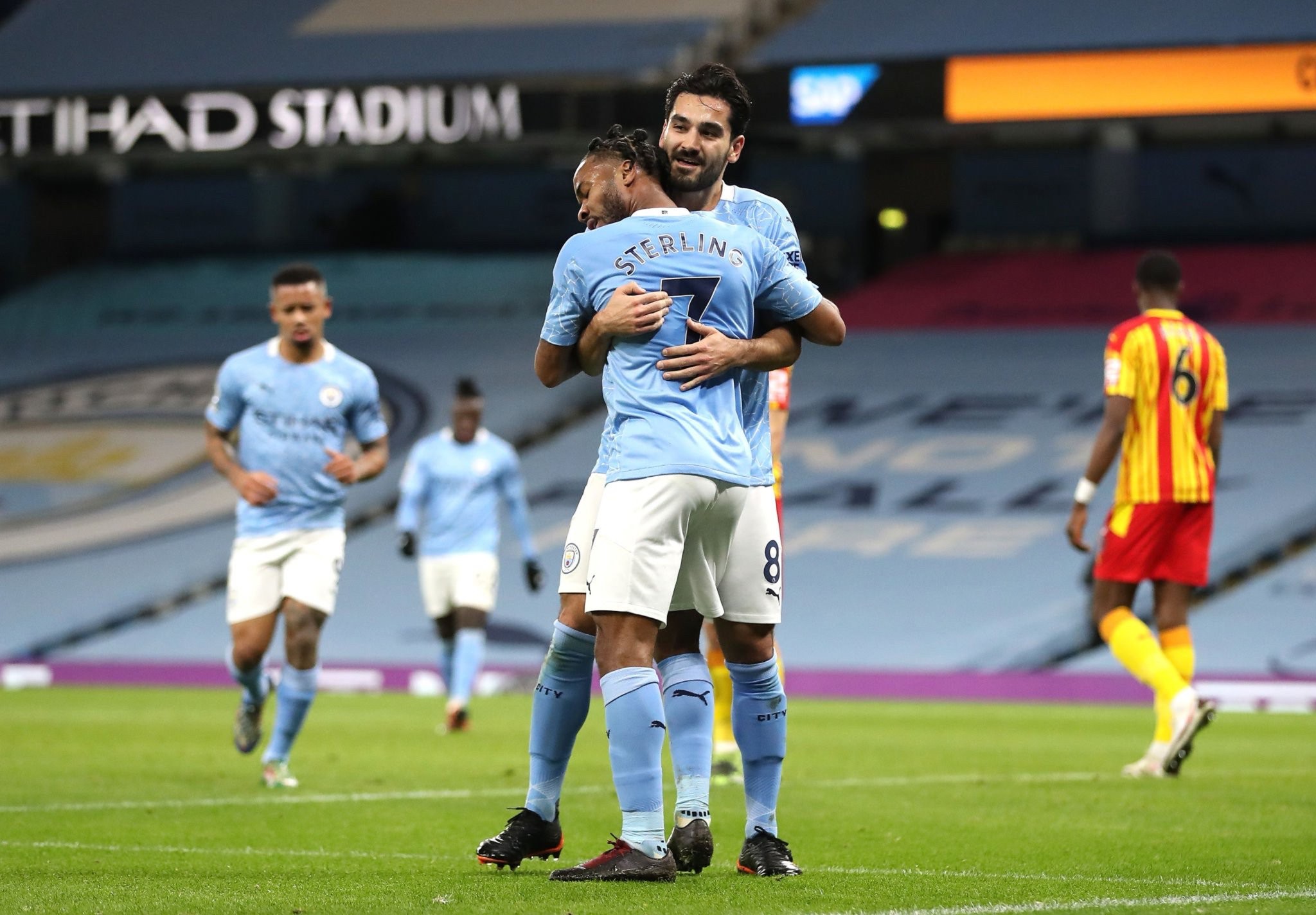 行上还存在 行上还存在